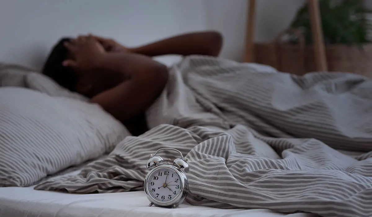 por que me duelen las piernas al dormir